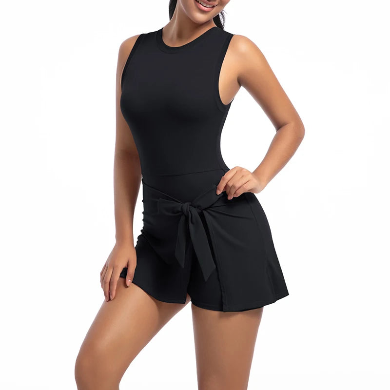 Vestido de tenis de cuello alto para mujer