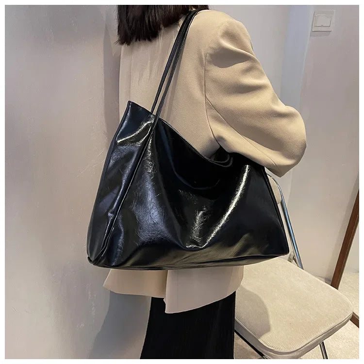 Bolso de mujer tipo tote de moda
