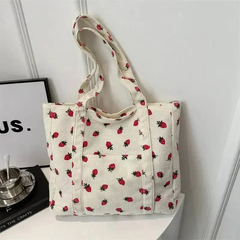 Bolso de pana con fresas, bolso de playa, bolso de hombro