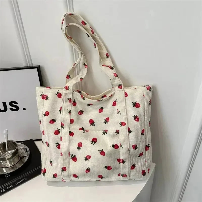 Bolso de pana con fresas, bolso de playa, bolso de hombro