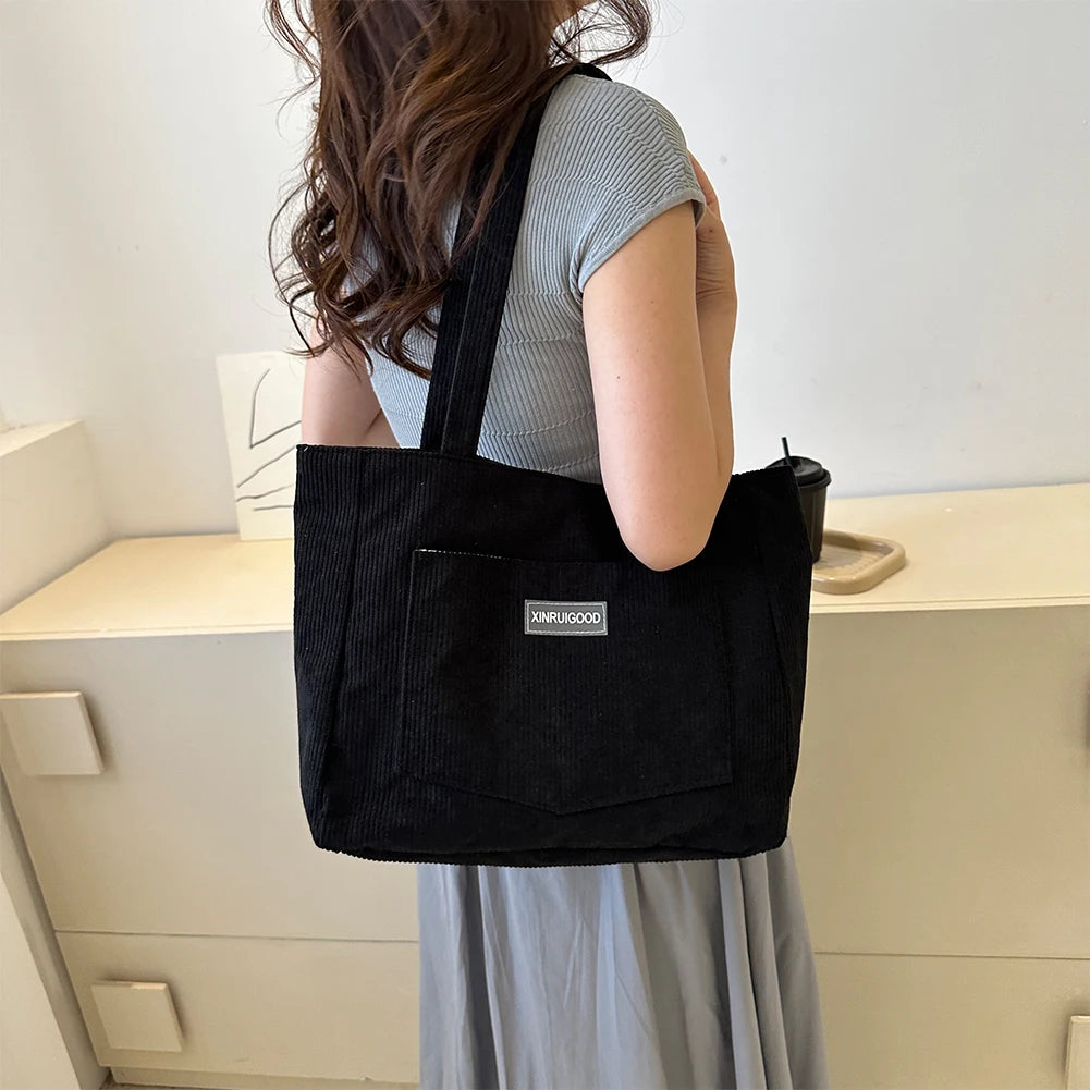 Bolso de hombro con gran espacio