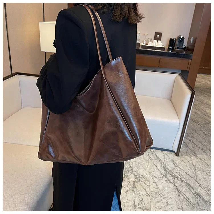 Bolso de mujer tipo tote de moda